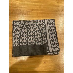 Michael Kors Hat and Scarf Set New
